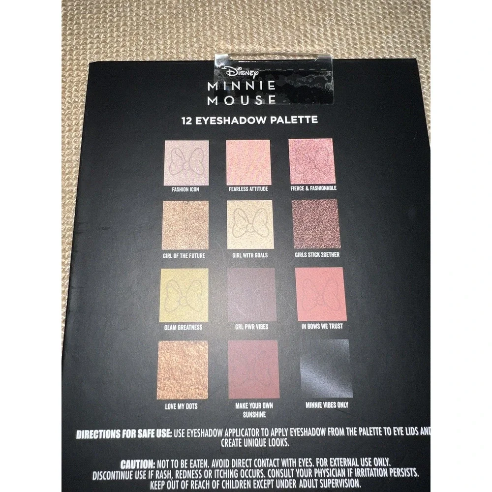 Disney Minnie Mouse Eyeshadow Palette--12 Shades--Brand New